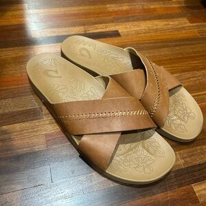Olukai sandals